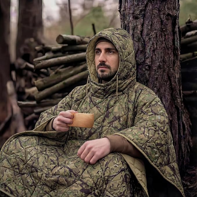 LOOGU Camo Blanket Waterproof Insulation Poncho Liner for Outdoor Camping, Hiking, Hunting, Survival, Backpacking, Picnicking