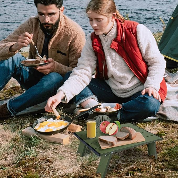 Small Folding Camping Table, Ultralight Portable Mini Beach Table with Carry Bag, Compact Low Side Picnic Tables Aluminum for Beach Camping, Green