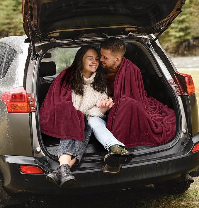 Utopia Bedding Fleece Blanket Throw Size Burgundy 300GSM Luxury Anti-Static Fuzzy Soft Microfiber Blanket for Couch, Sofa and Bed (50x60 Inch)