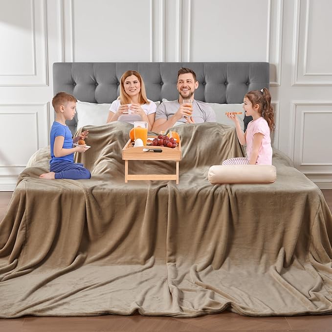 Edenleaf Big Oversized Soft Blanket, Giant Fleece Companion 120x120, California King Warm Blanket for Whole Family, Bed, Sofa, Couch, Travel, Camping 120x120 Brown