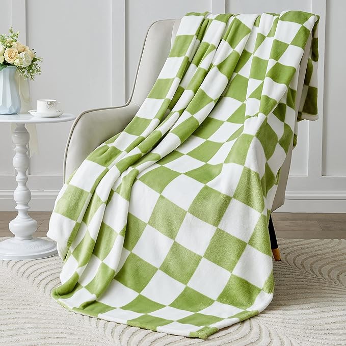 BEDELITE Checkered Twin Blanket for Couch Bed, Soft & Cozy Fleece Flannel Blanket with Checkerboard Grid Home Decor, Checkered Green, 60x80 Inches