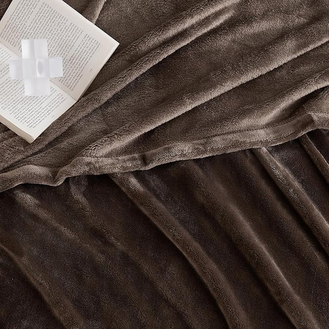 Hansleep Fleece Brown Throw XL Blanket, Super Soft Flannel Fuzzy Plush Cozy Blanket for All Seasons, Brown, Throw XL 50x70 Inches