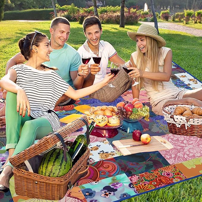 Supfitness Extra Large Picnic Blankets Waterproof Foldable (80 "x 80") Beach Blanket Waterproof Sandproof,3-Layer Thicking Mat Outdoor Packable Camping Blanket
