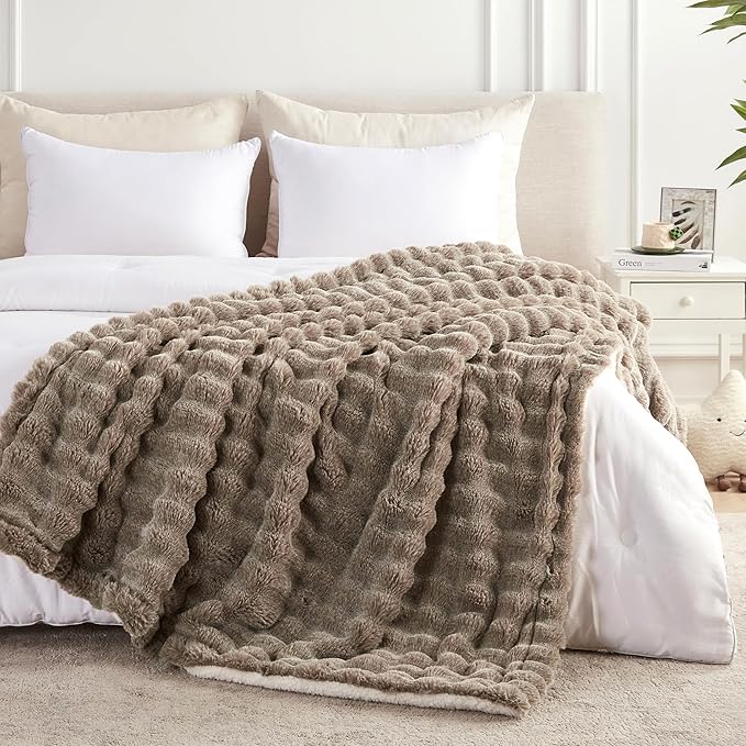 50x60 Inches Ultra-Soft Fuzzy Faux Fur Plush Throw Blanket - Thick, Warm Sherpa for Couch, Sofa, Bedroom, Camping - Decorative Blanket for Cozy Warmth, Bubble Brown