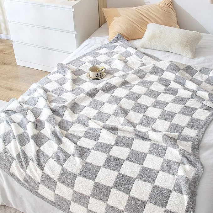 SeaRoomy Checkered Throw Blanket, Ultra Soft Reversible Checkerboard Knitted Blanket, Warm Cozy Fluffy Microfiber Knit Throw Blanket for Couch Sofa Bed Camping Picnic Travel (Grey, 60"×79")