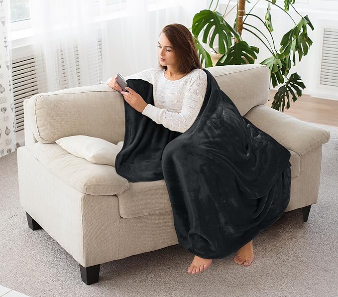 Utopia Bedding Fleece Blanket Throw XL Size Black (50x70 Inches) Ultra Soft Warm Lightweight Anti-Static Cozy Winter Blanket for Bed, Couch, Sofa and Chair, All-Season Home Decor Gift for Men & Women