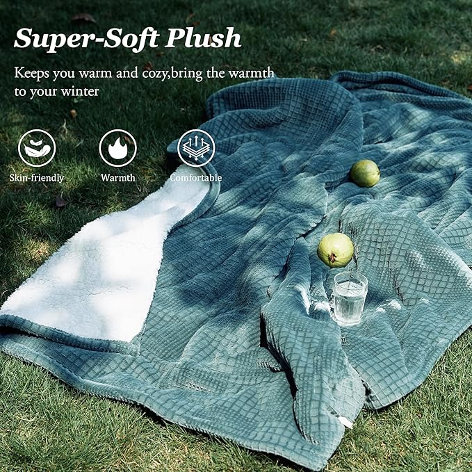 Texciting Heated Blanket Electric Blanket Throw 50''X60''-Heating Throw with 9 Heat Settings-2-10 Hours Auto Off,ETL Certified,Machine Washable (Green)