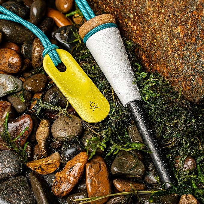 Überleben | Zünden PRO Ferro Rod Fire Starter Survival Tool – Up to 15,000 Strikes, 3/8" Thick Fire Steel with Wood Handle, Striker & Lanyard – Waterproof Camping Essentials (Alotta Colada)